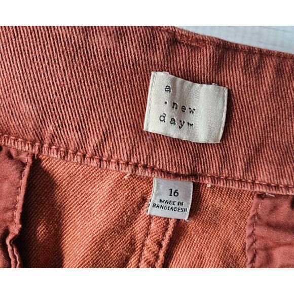 A New Day High Rise Paper Bag Belted Pants sz 16 - Picture 3 of 6